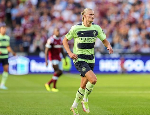 米体：拉齐奥重启主场放飞雄鹰仪式，新鹰将于2026年首次亮相